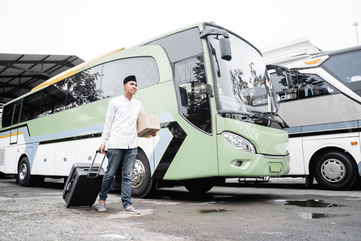 Why Traveling to NYC by Bus Is Perfect for First-Time Visitors