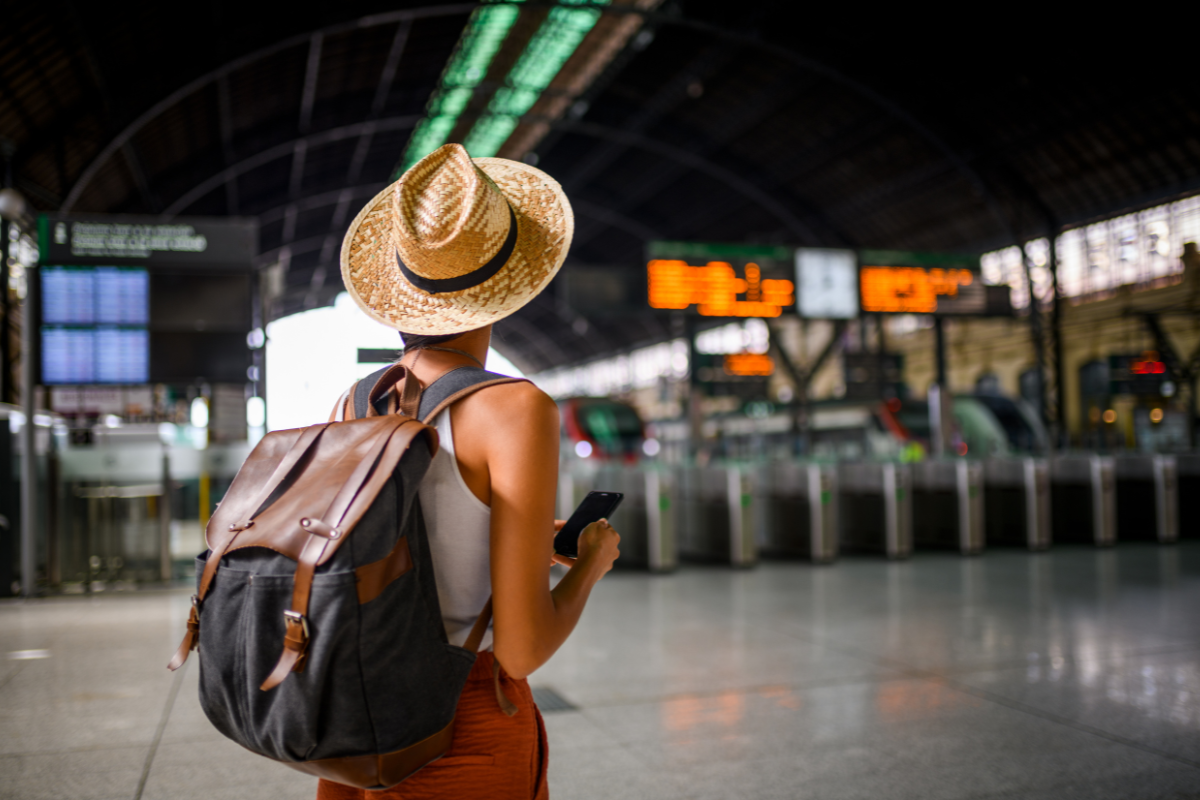 Best Destinations for Single Travelers in Europe