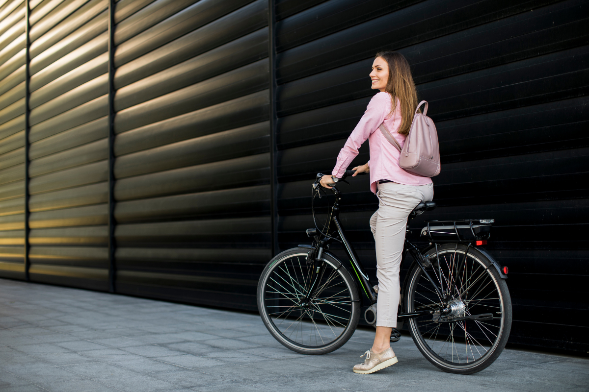 Choosing the Best Hybrid Bike: Ride Your Way to Freedom