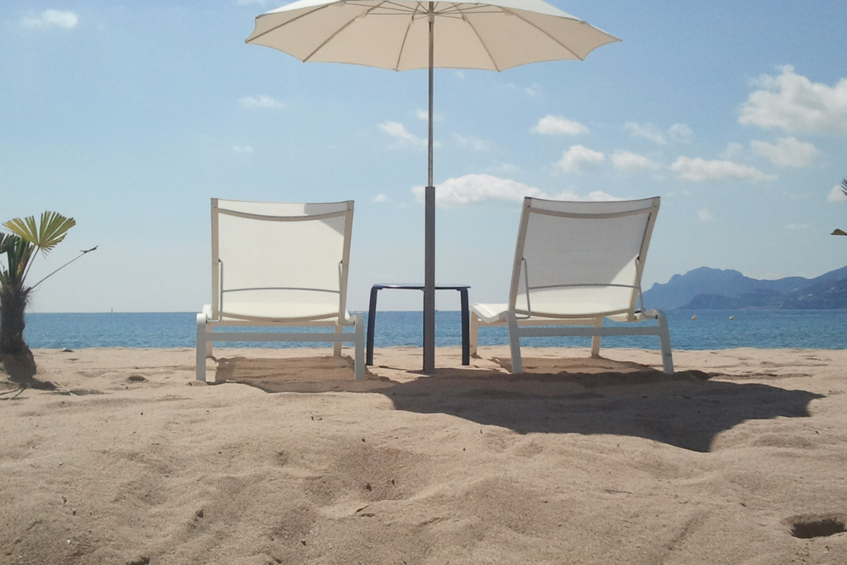 UK Beach Holidays Where You Can Stay Steps from the Sand