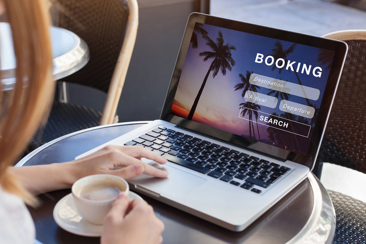 When to Book UK Holidays for the Best Seasonal Deals