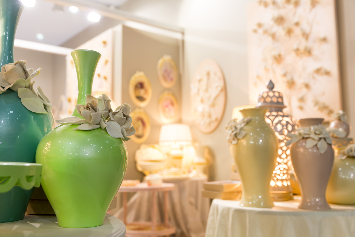 Ceramic Vases That Make Beautiful Centrepieces for Tables or Mantels