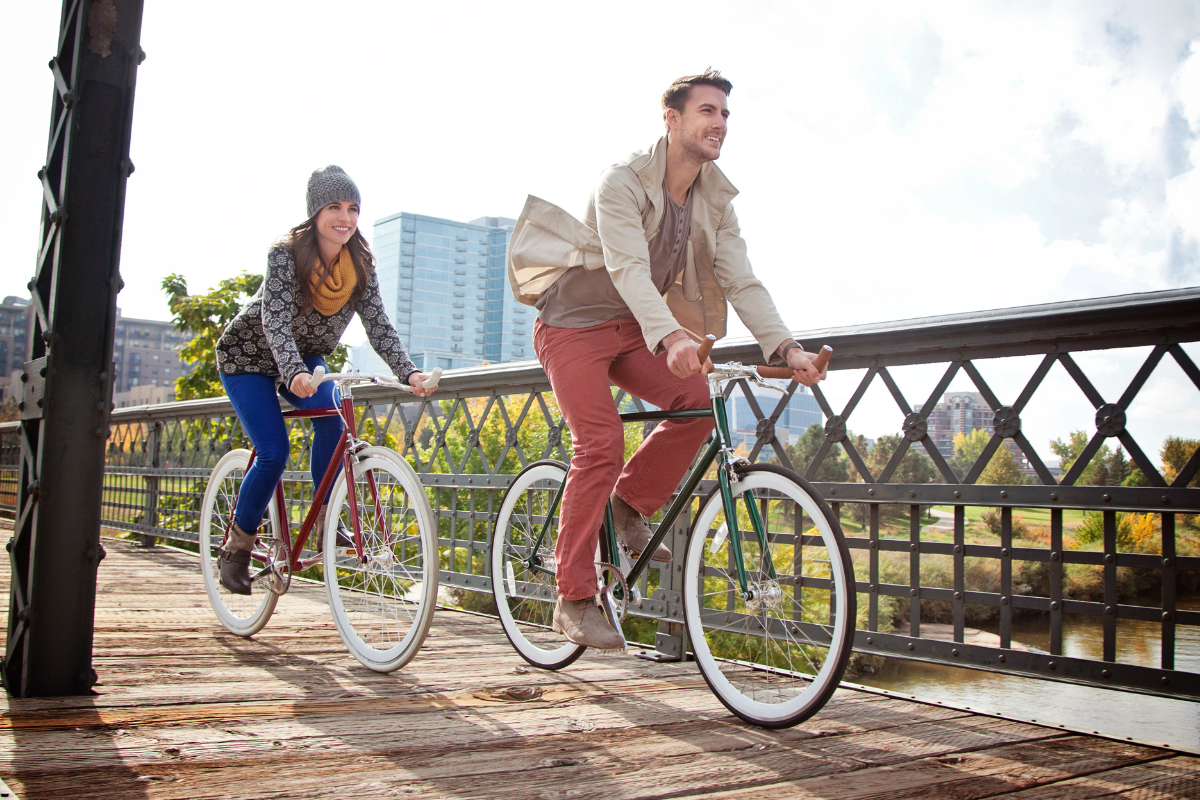 Stylish and Functional Messenger Bags for Urban Cyclists