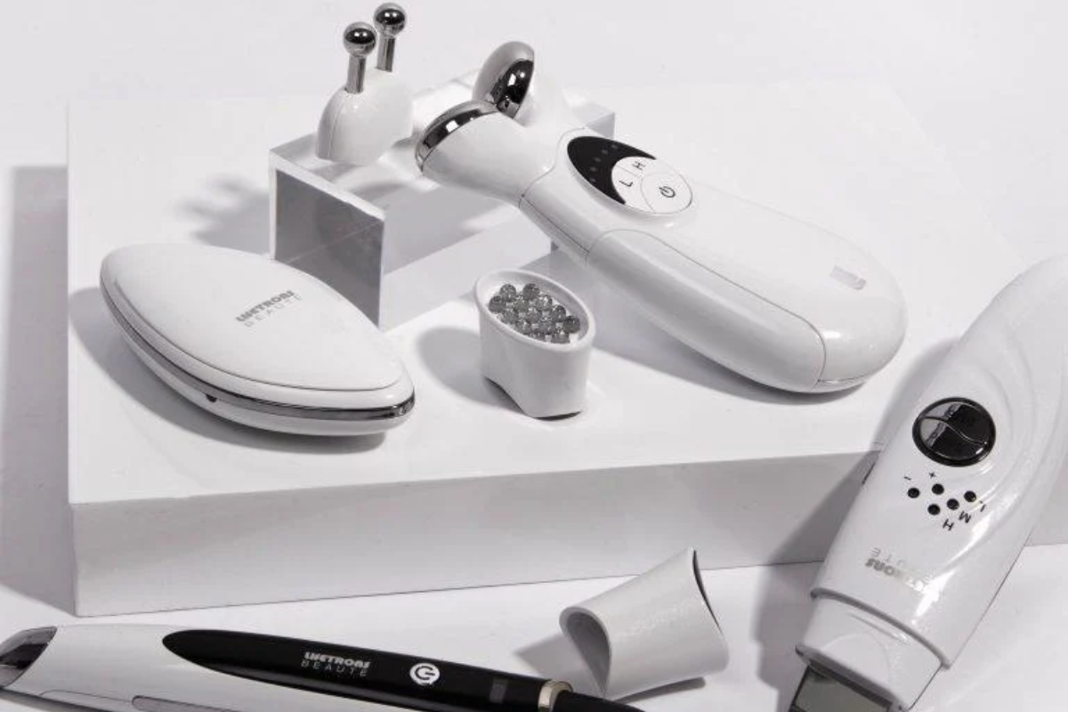 Travel-Friendly Skincare Devices to Keep Your Glow on Every Journey