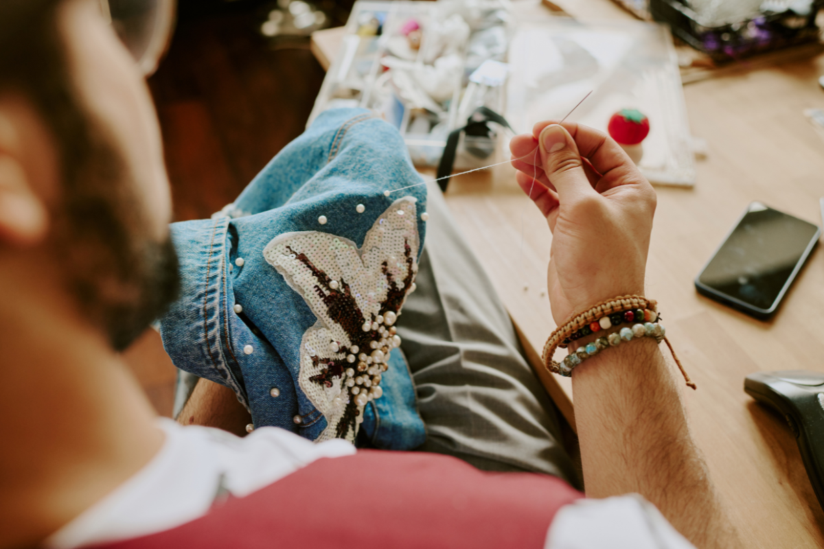 Custom Embroidered Denim Jacket Adds a Nice Touch to Your Daily Outfits