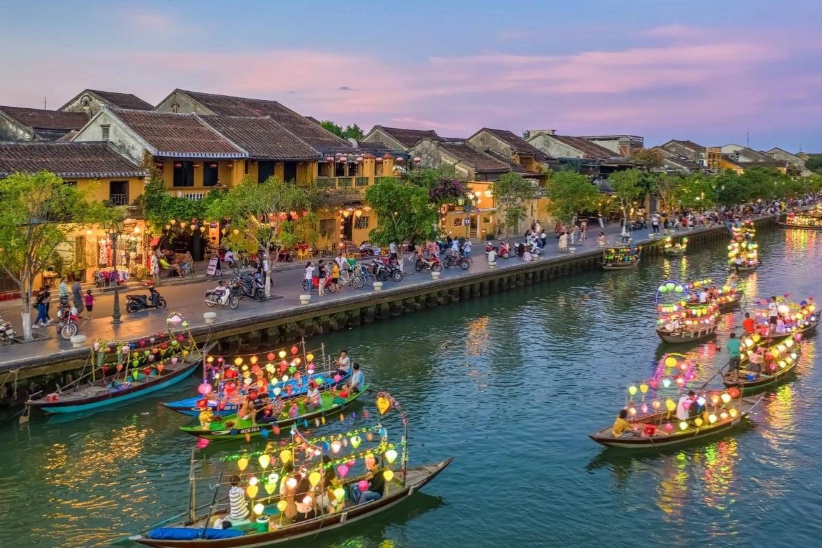 Top Spots to Visit on a 2-Week Vietnam Tour