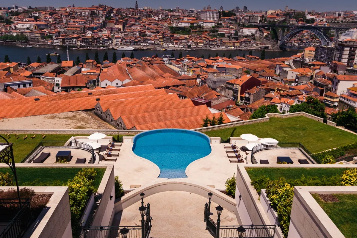 Top Tips for Choosing the Right Hotel in Portugal for Your Trip