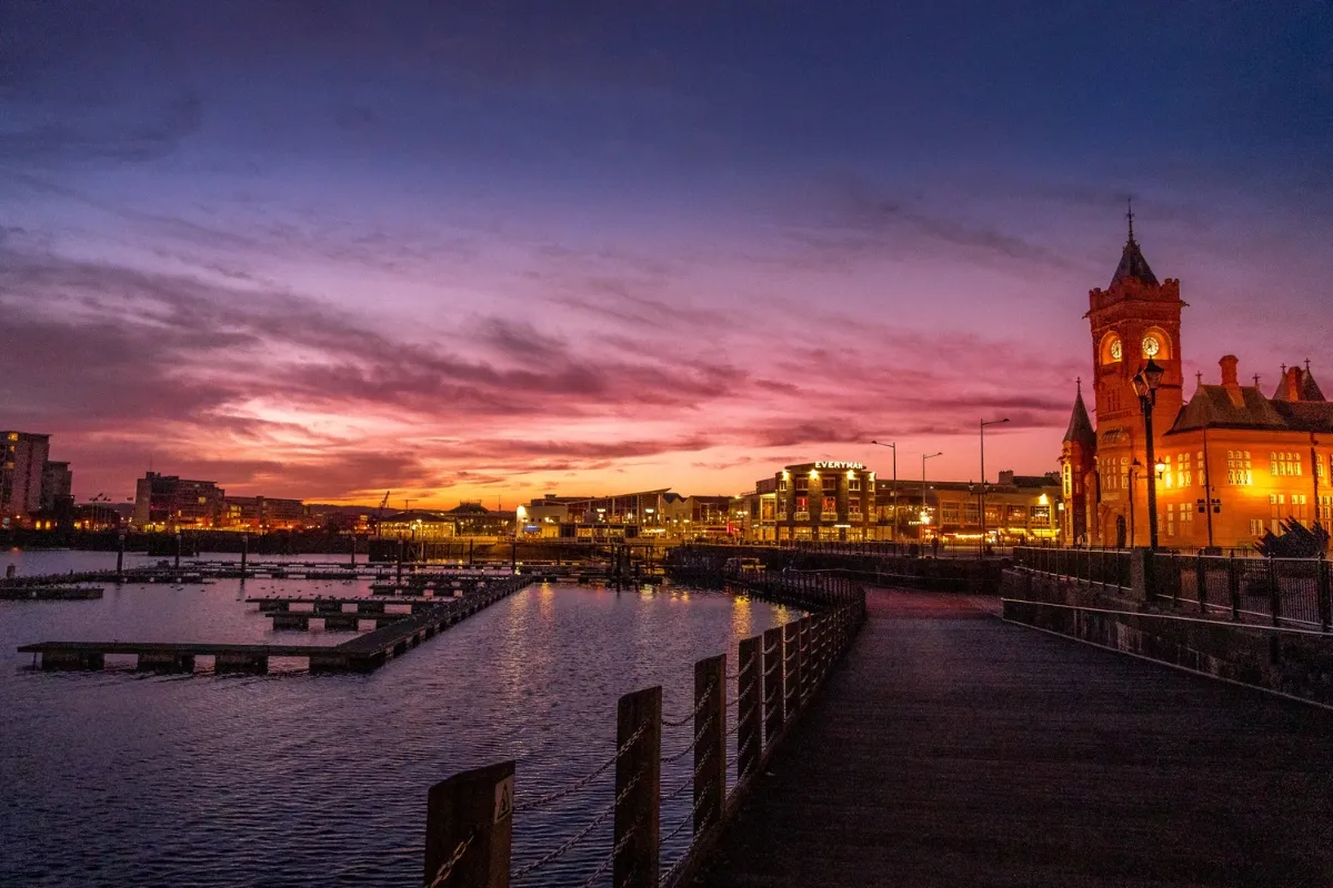The Ultimate Cardiff Guide: Castles, Architecture, and Landmarks