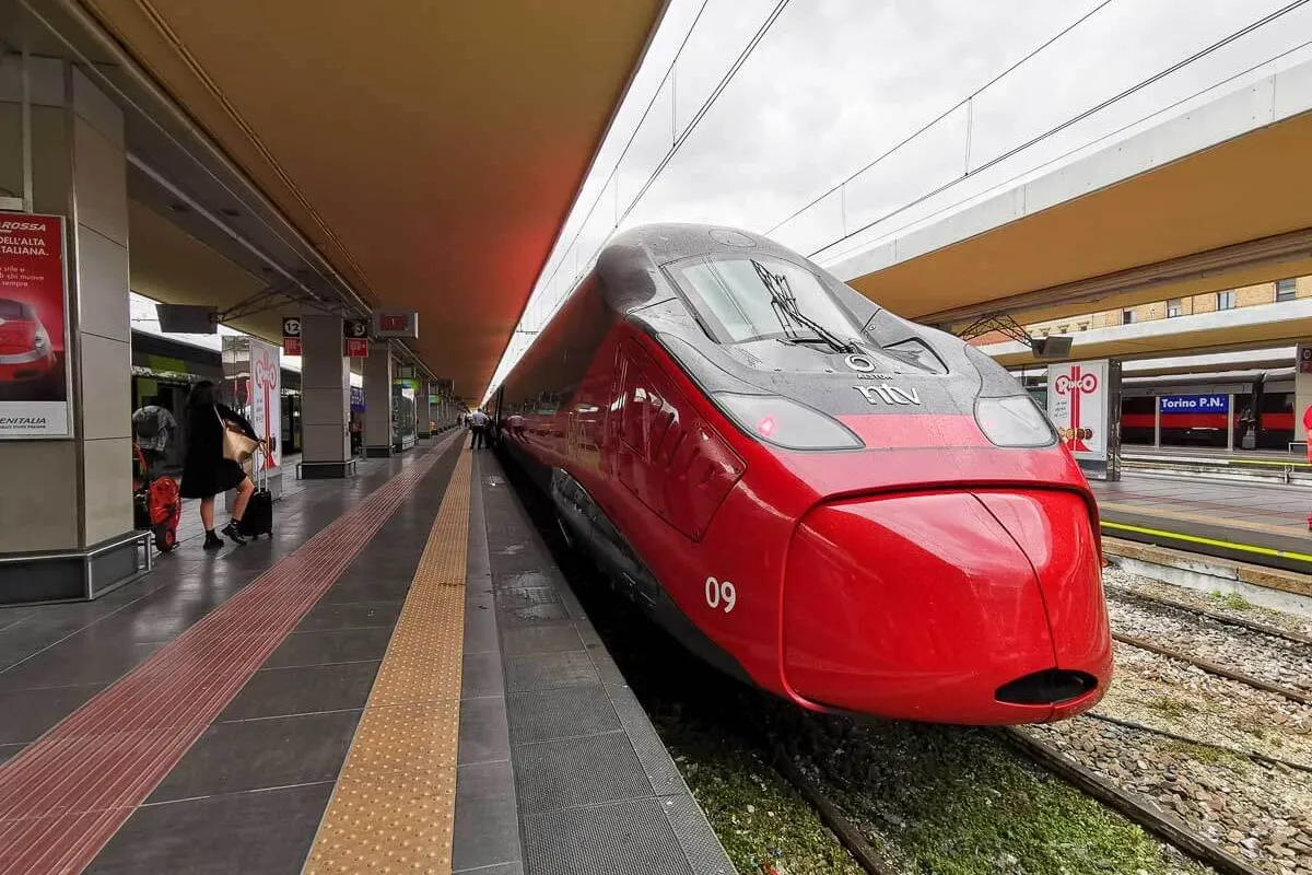 Come Prenotare Biglietti del Treno Economici da Roma a Torino