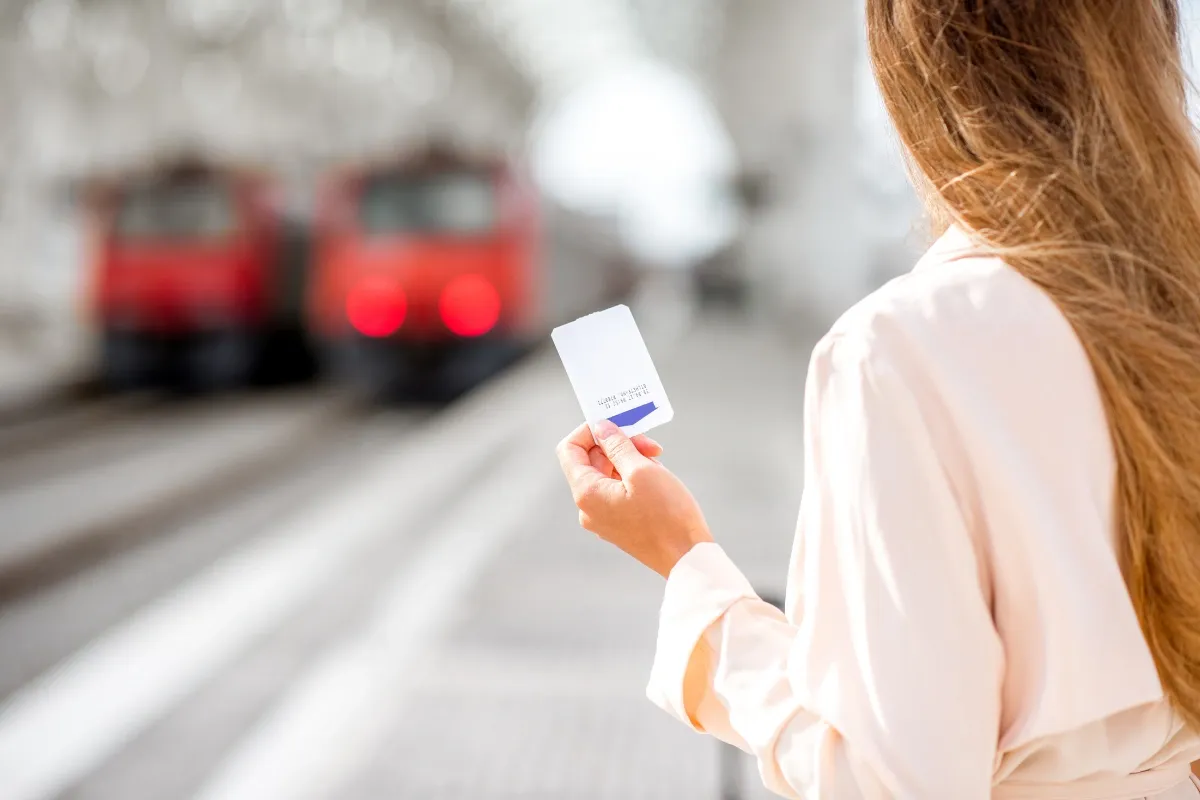 How to Find Affordable Paris to London Train Tickets for Your Next Trip